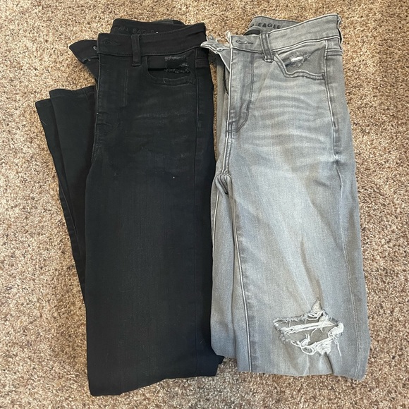 Two pairs of American Eagle jeans. - Picture 2 of 3